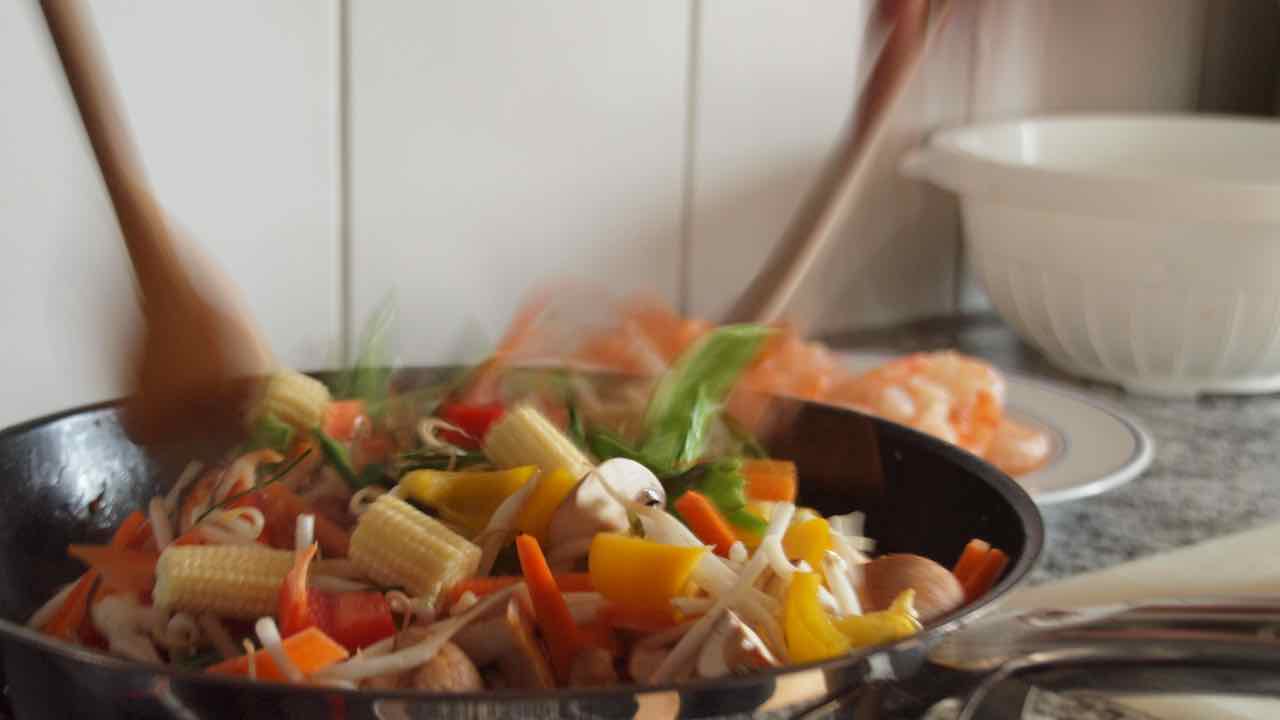 oder besser gesagt der bewusste Einsatz der Ernährung gegen Cellulite 